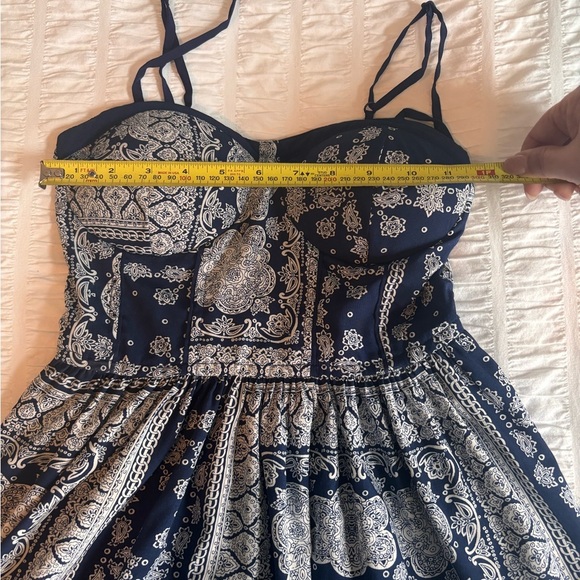 Band of Gypsies Navy and White Summer Dress - Picture 4 of 9